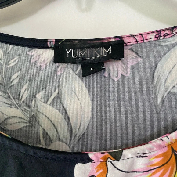 Yumi Kim Floral Shift Dress - Picture 4 of 5